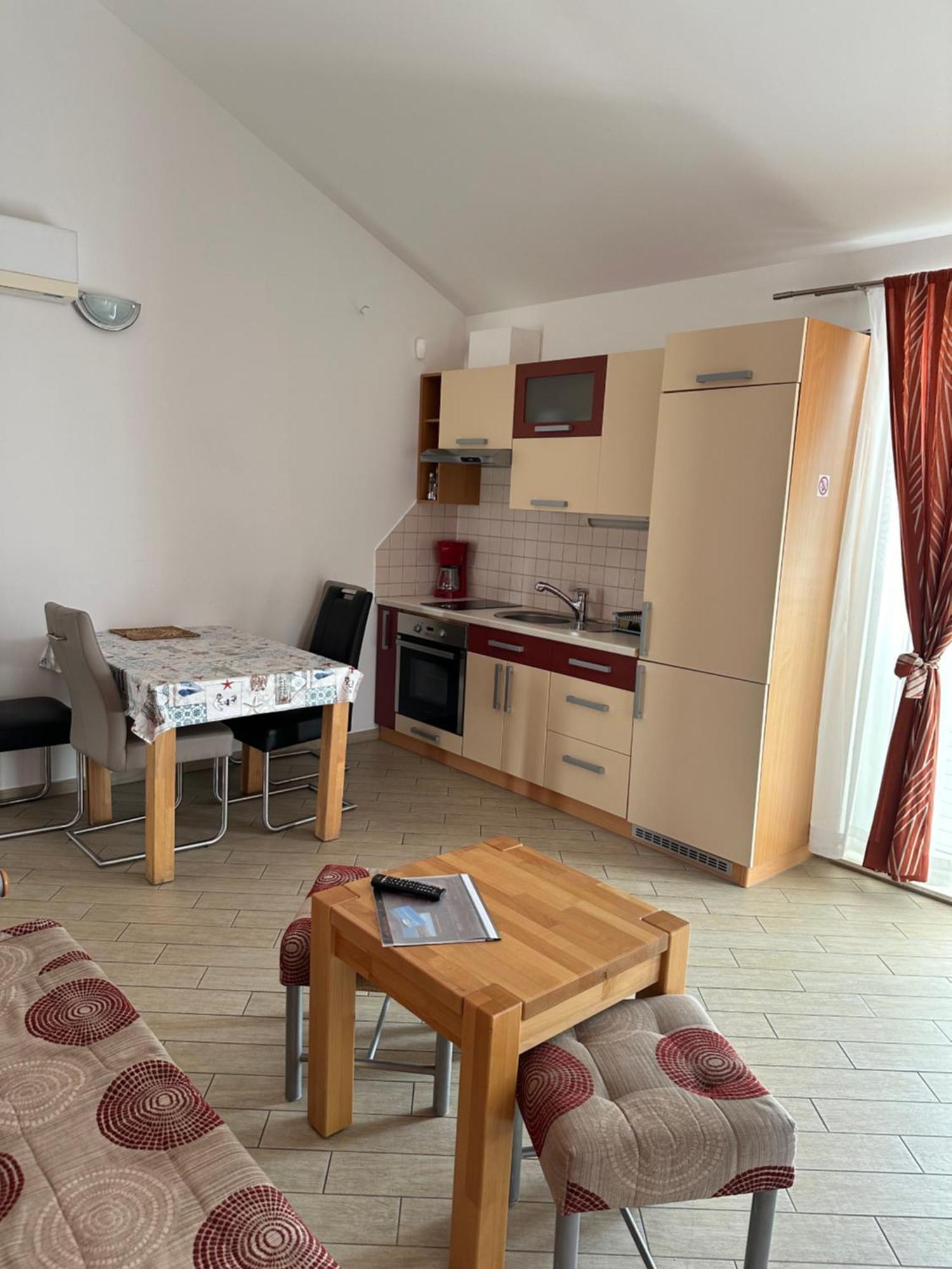 Apartments Villa Eva Slano Kültér fotó